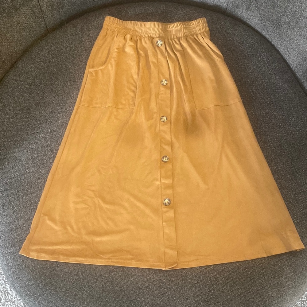 Brand is expresso, size L